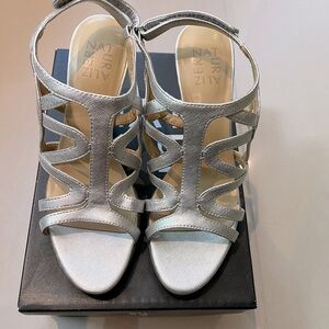 Naturalizer Danya Silver sandals